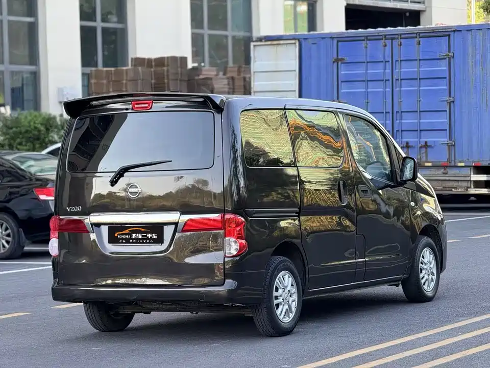 Nissan NV200 Nissan NV200