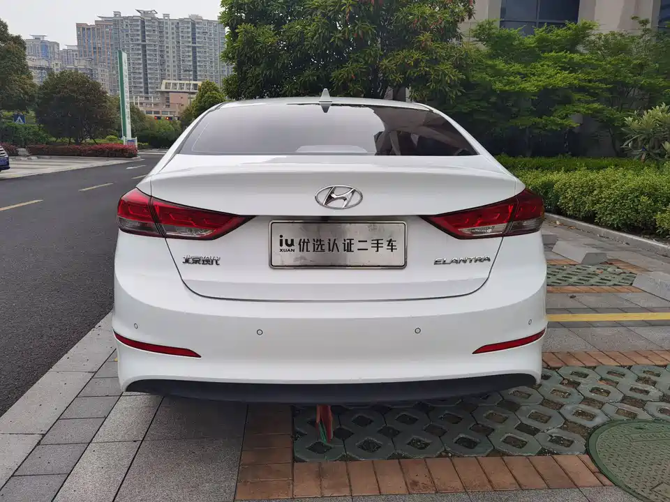 Hyundai Lead