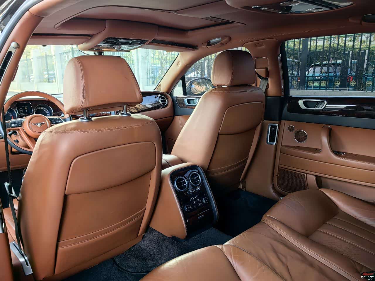 Bentley Flying Spur, 2010 4
