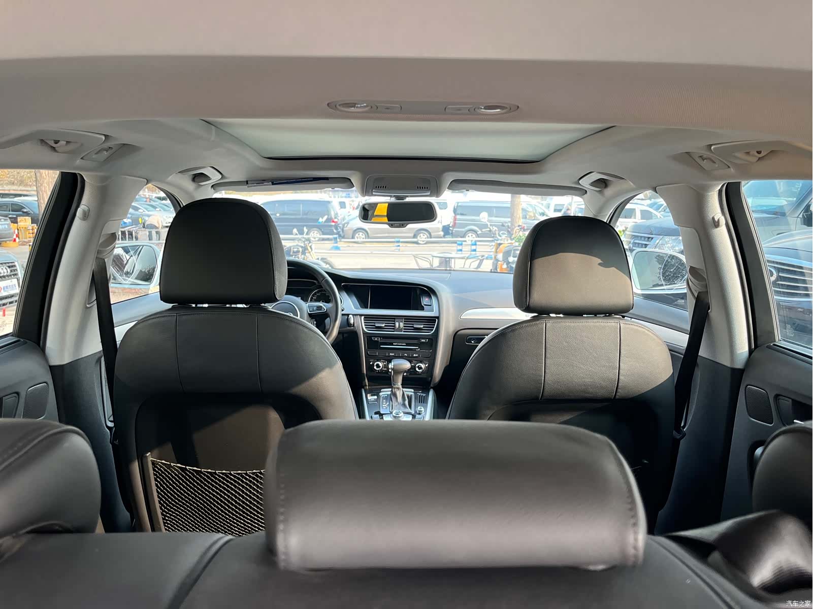 Audi A4, 2014 33