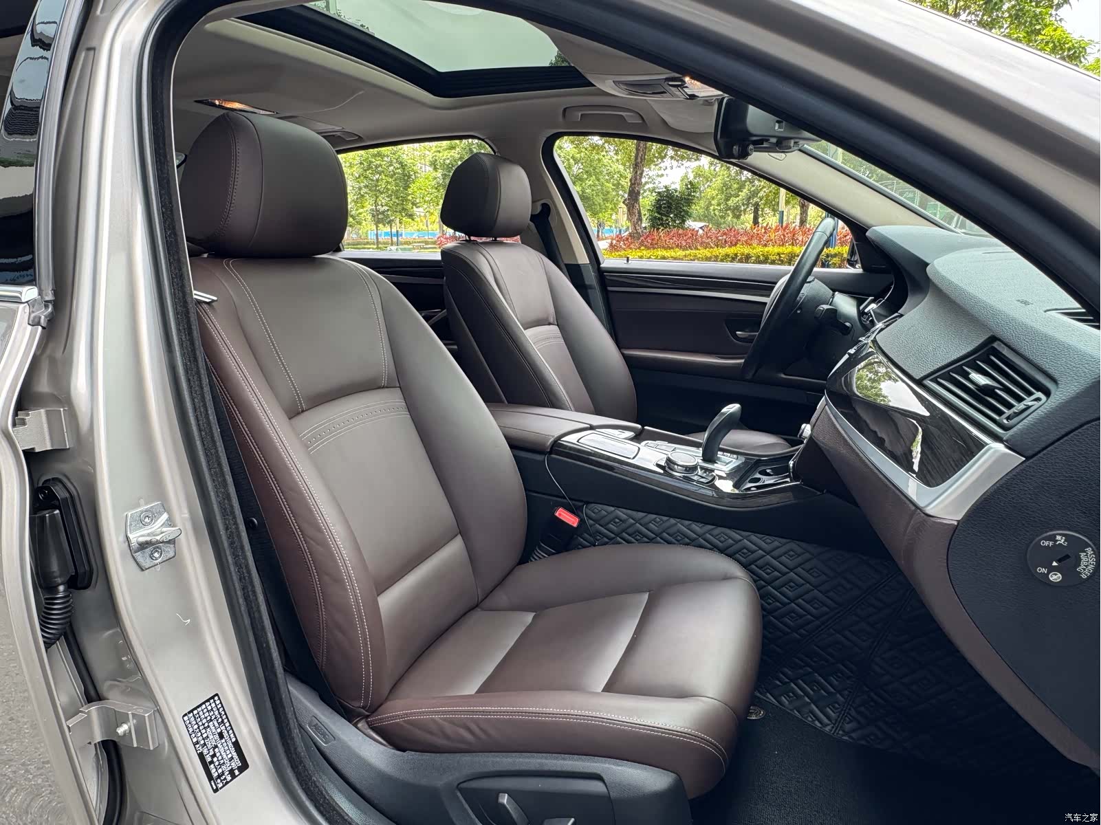 BMW 5 Series, 2017 21