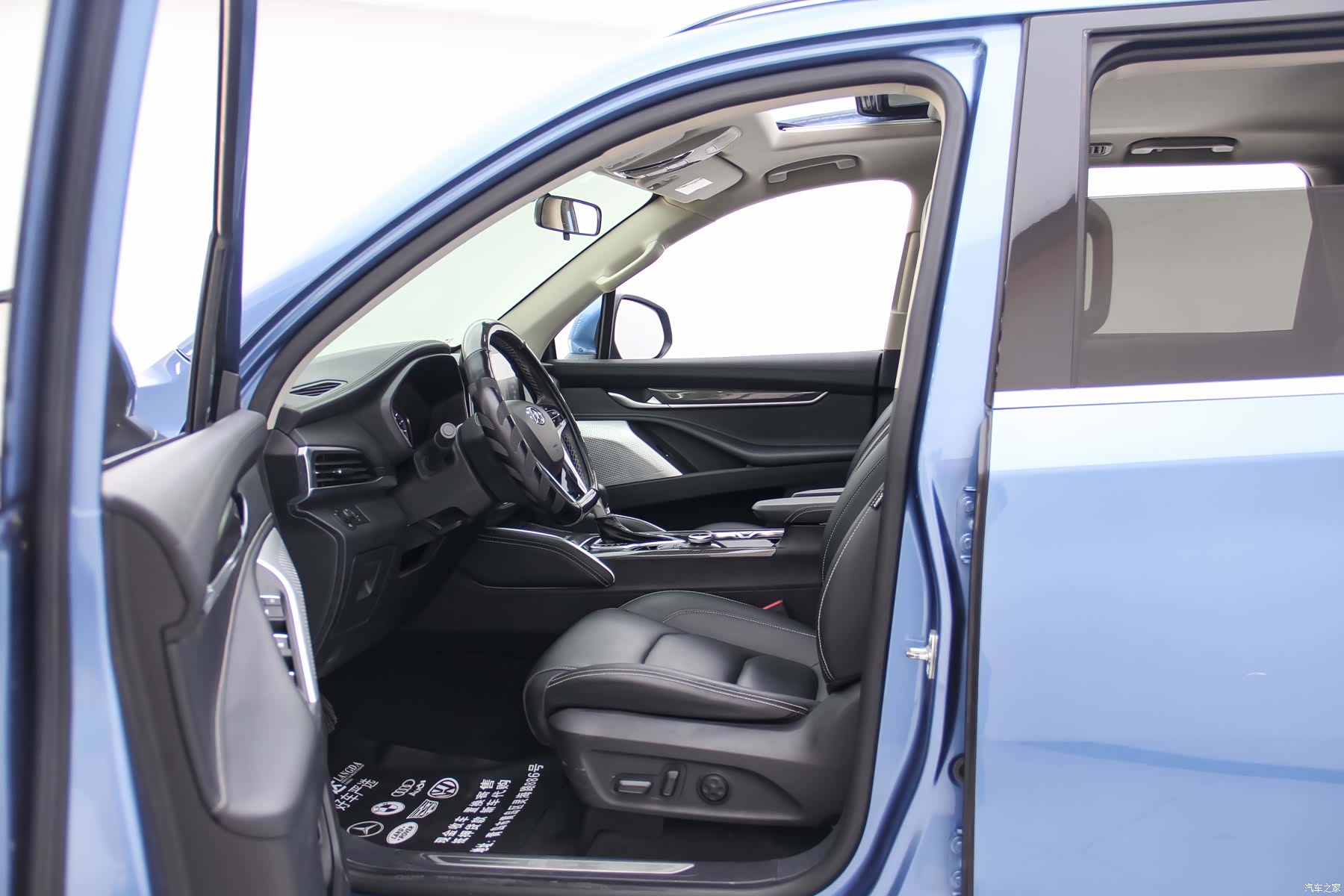 Maxus D90, 2018 11