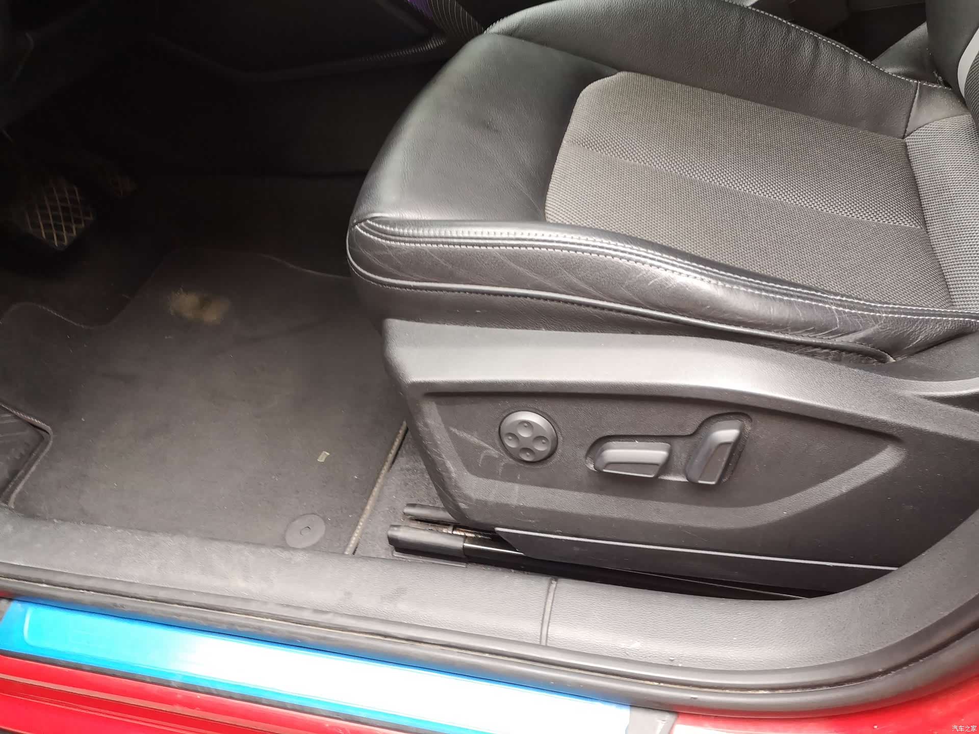 Audi Q2L, 2020 10
