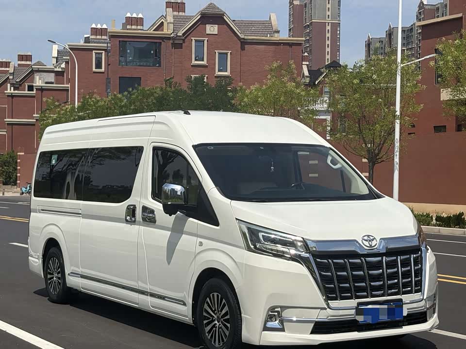 Toyota HIACE Toyota HIACE