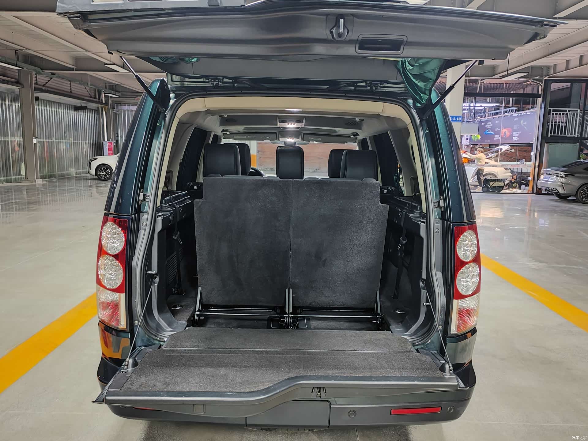 Land Rover Discovery, 2012 все фото