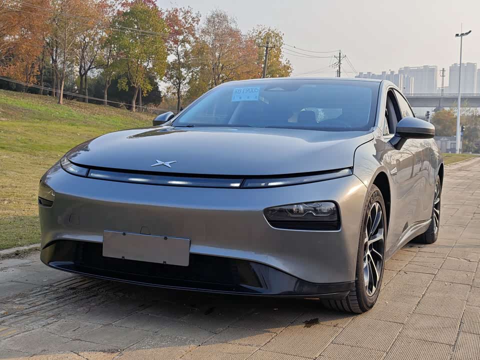 XPENG P7