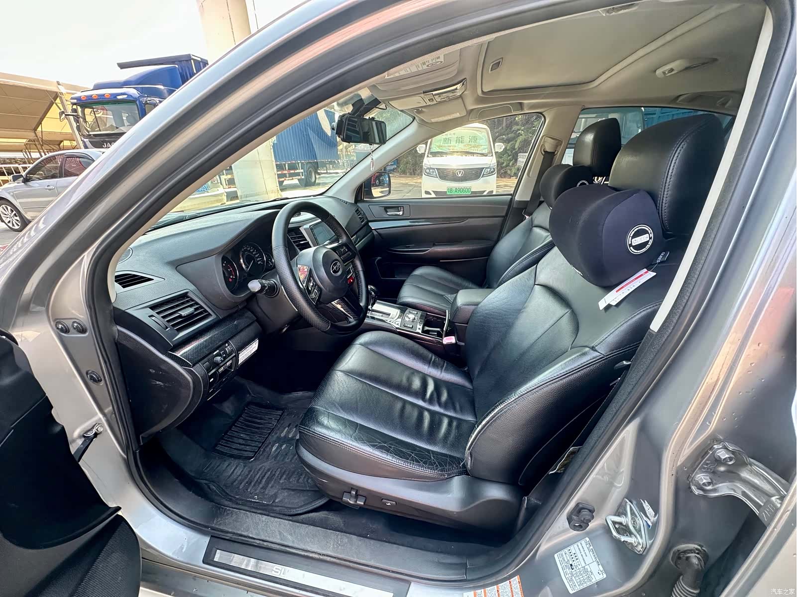 Subaru Legacy, 2010 4