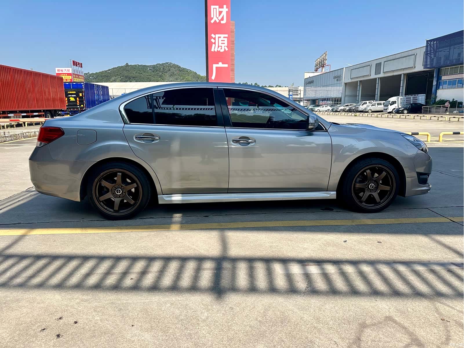 Subaru Legacy, 2010 12