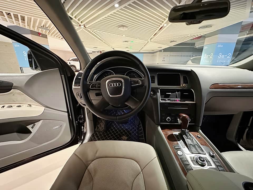 Audi Q7 Audi Q7