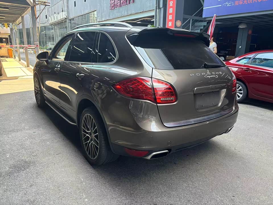 Porsche Cayenne Porsche Cayenne