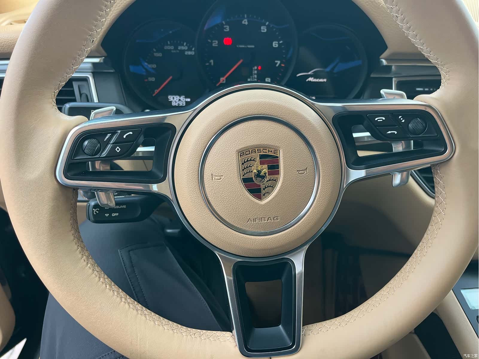 Porsche Macan, 2016 8