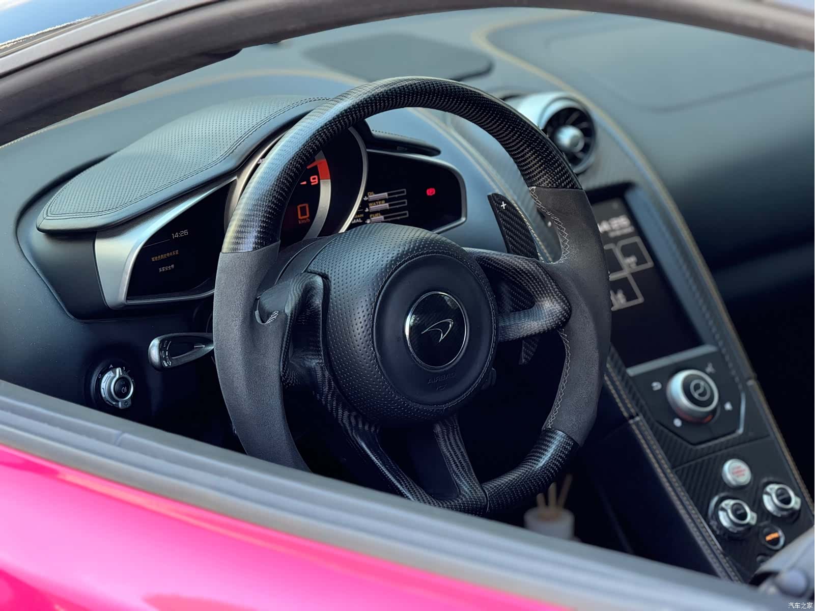 McLaren 12C, 2017 8