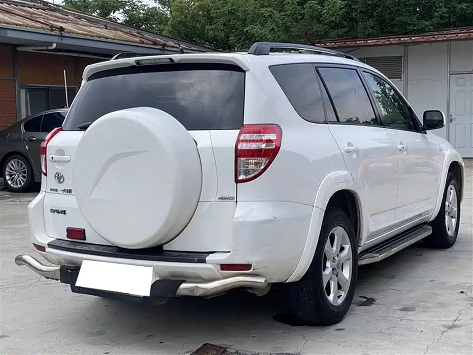Toyota RAV4 Rongfang