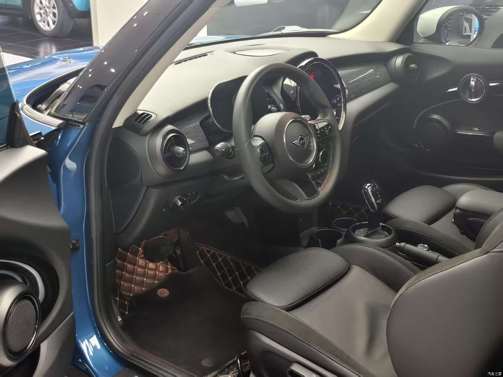 Mini Cooper, 2022 4