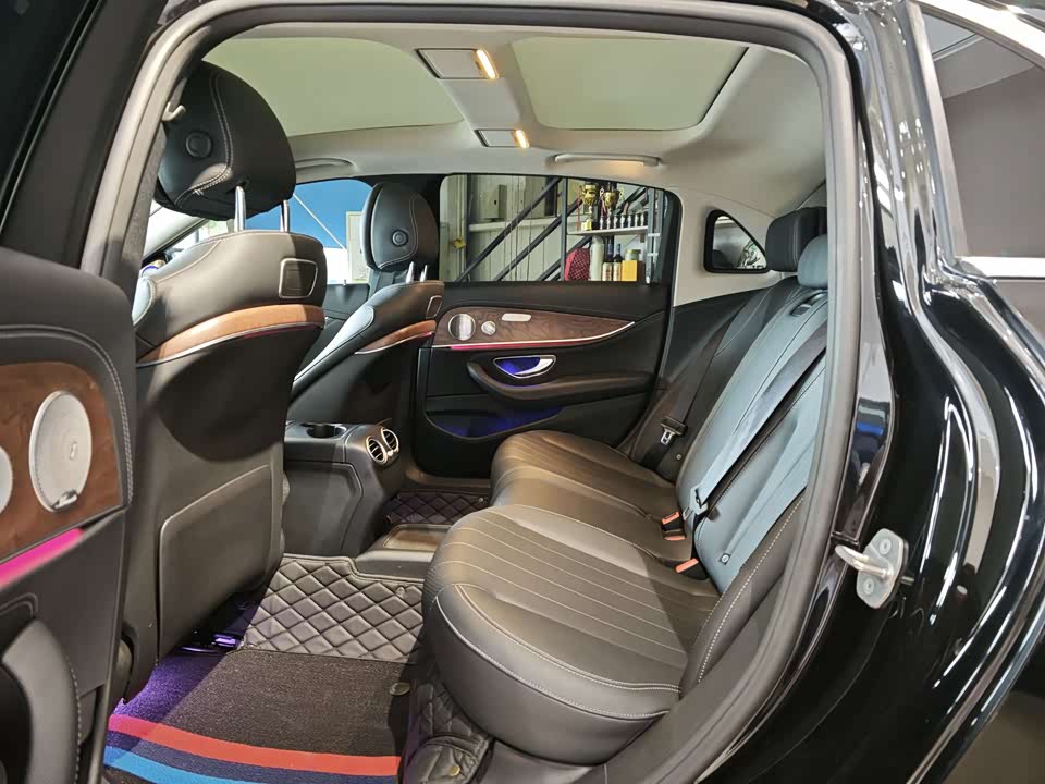 Mercedes-Benz E-class Mercedes-Benz E-class