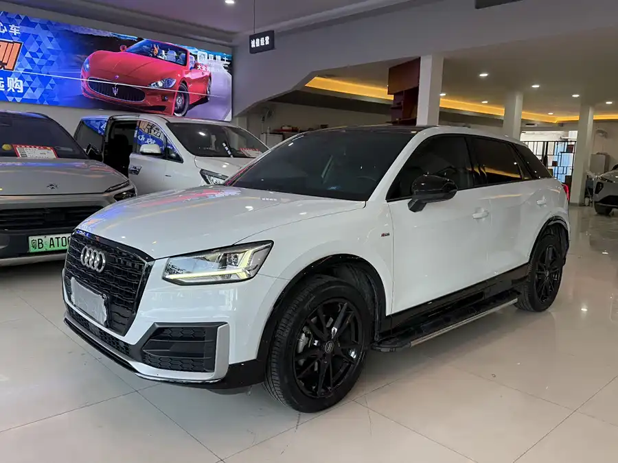 Audi Q2L