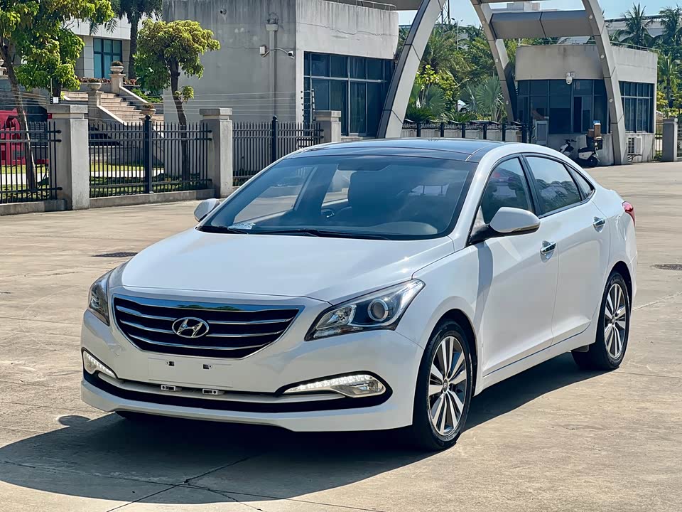 Hyundai Name picture