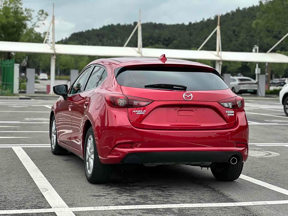 Mazda 3 Angkesaila