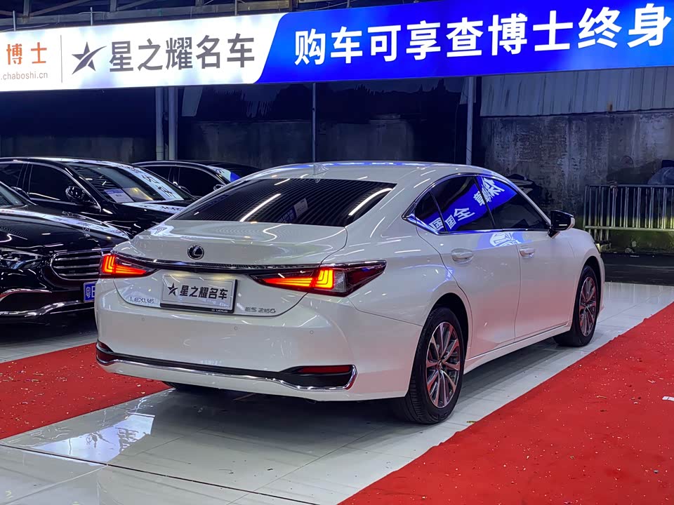 Lexus ES Lexus ES