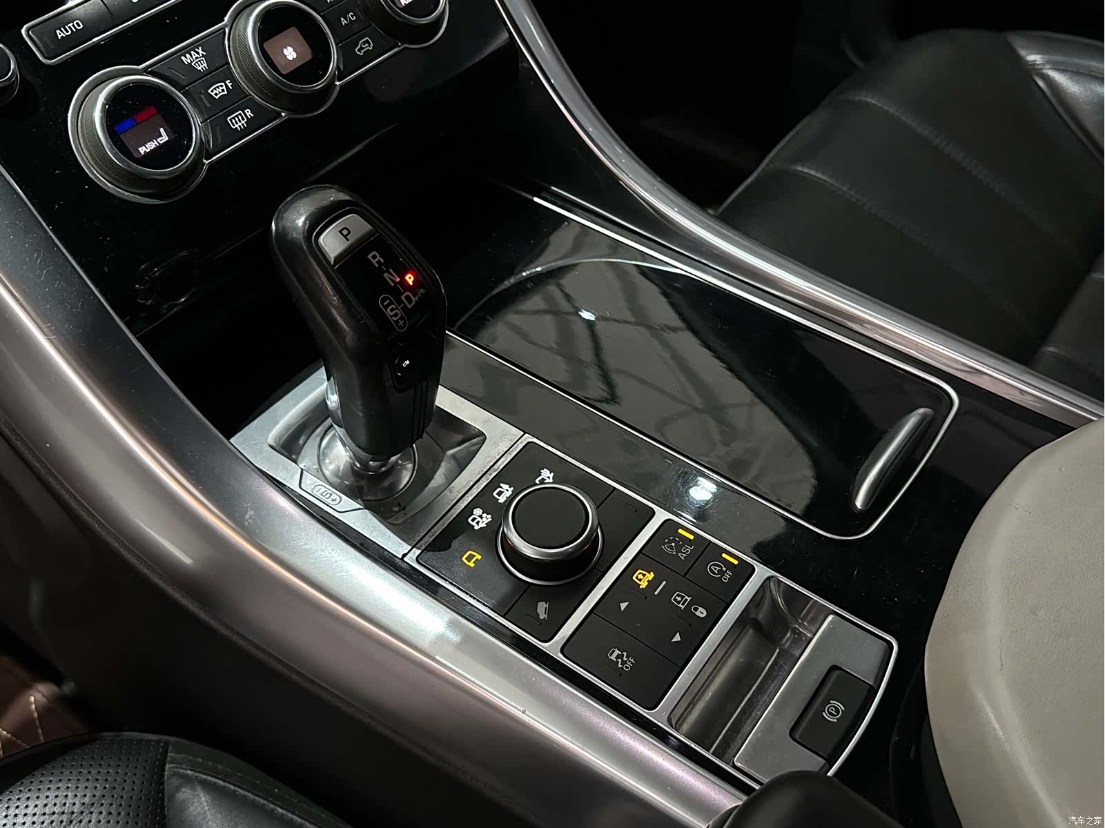 Land Rover Range Rover, 2016 8