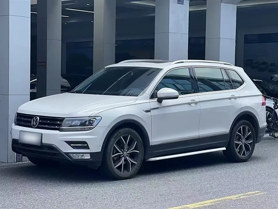 Volkswagen Tiguan L