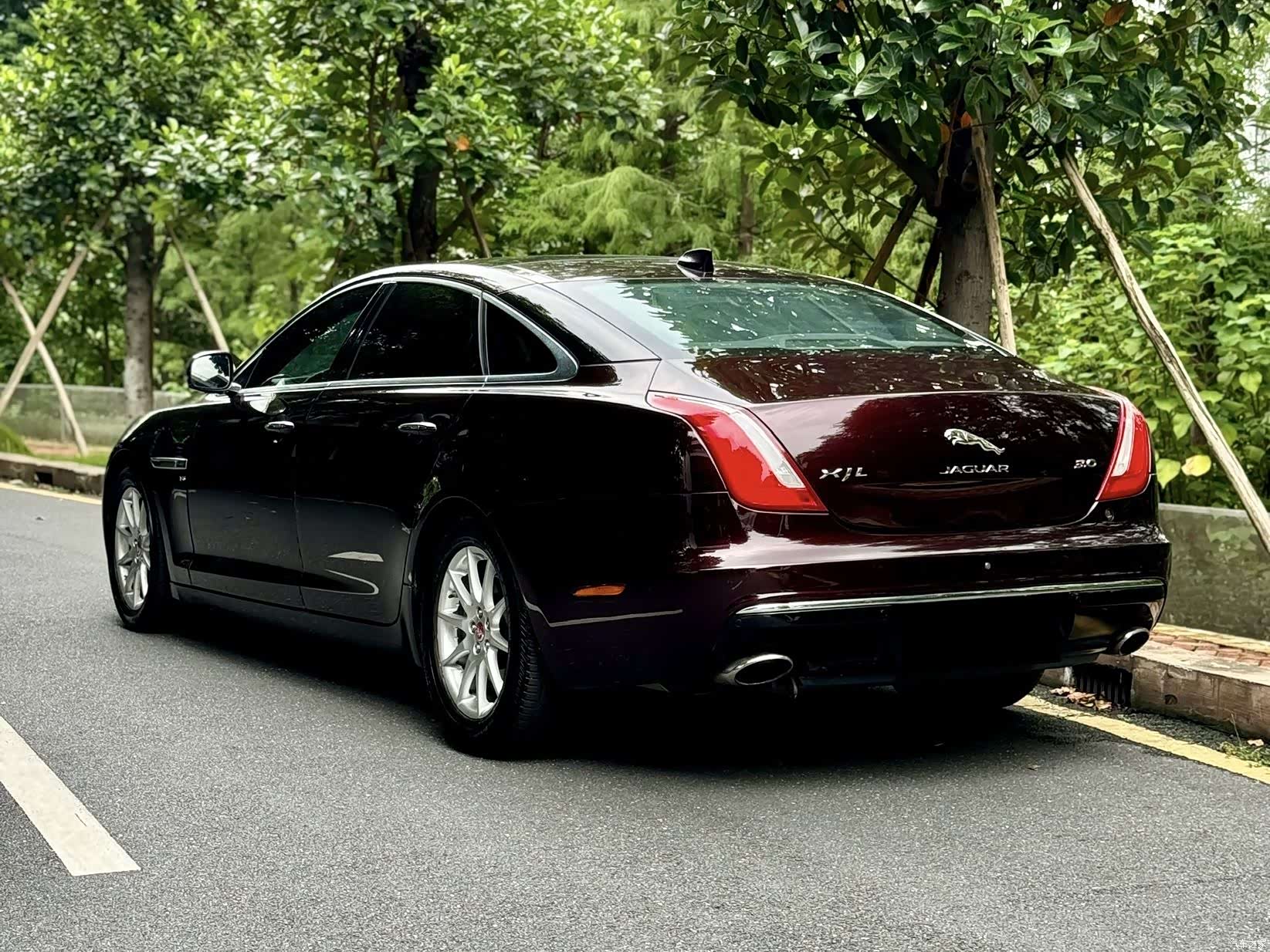 Jaguar XJ, 2016 все фото