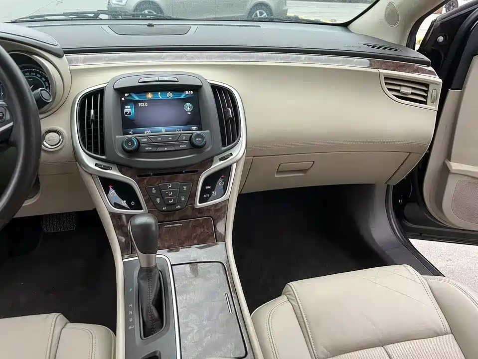 Buick Lacrosse