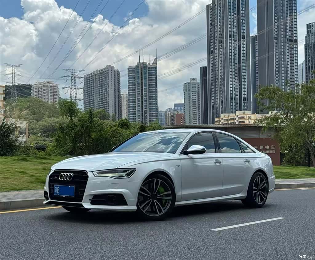 Audi S6, 2014 1