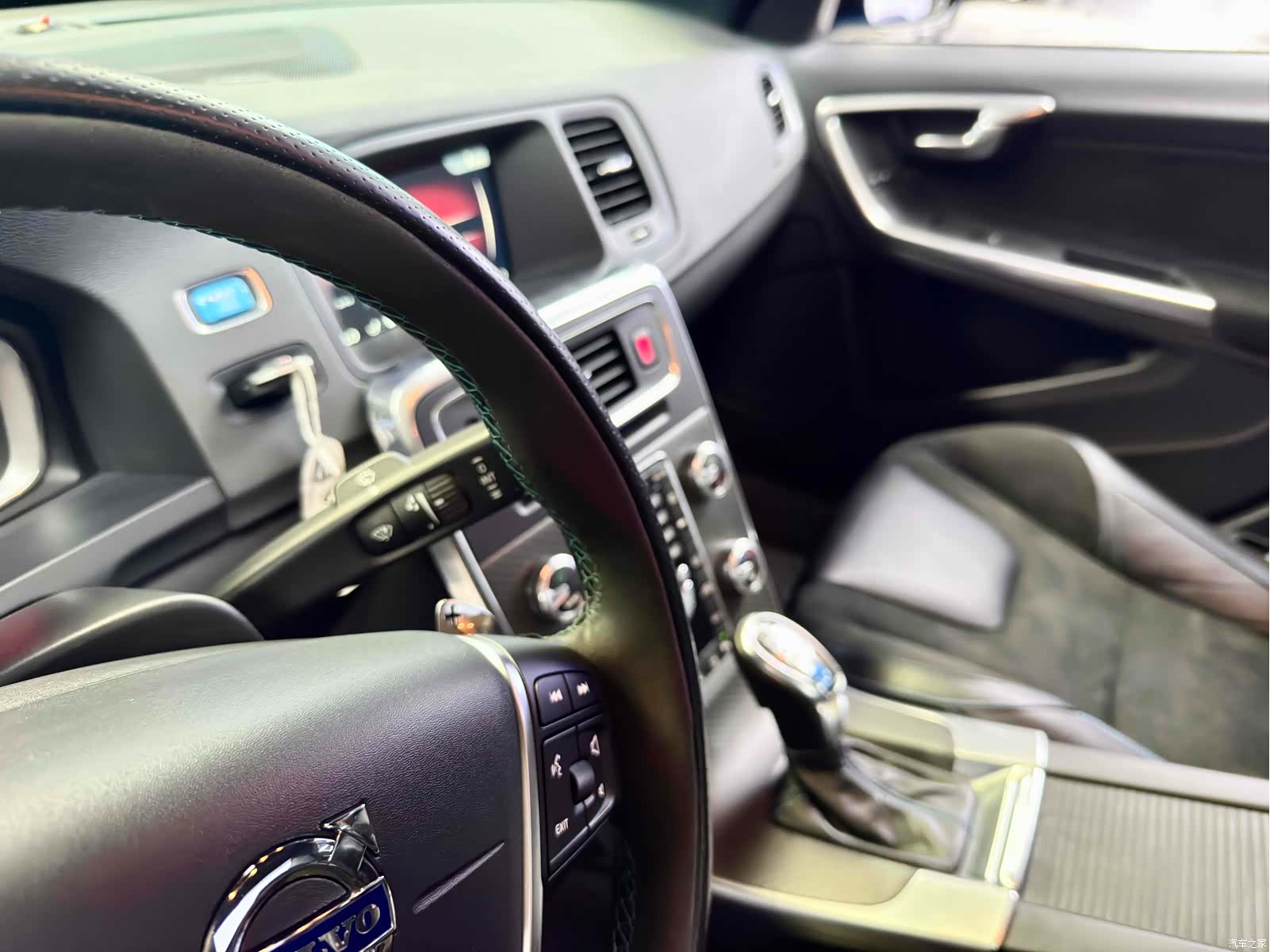 Volvo S60, 2017 11