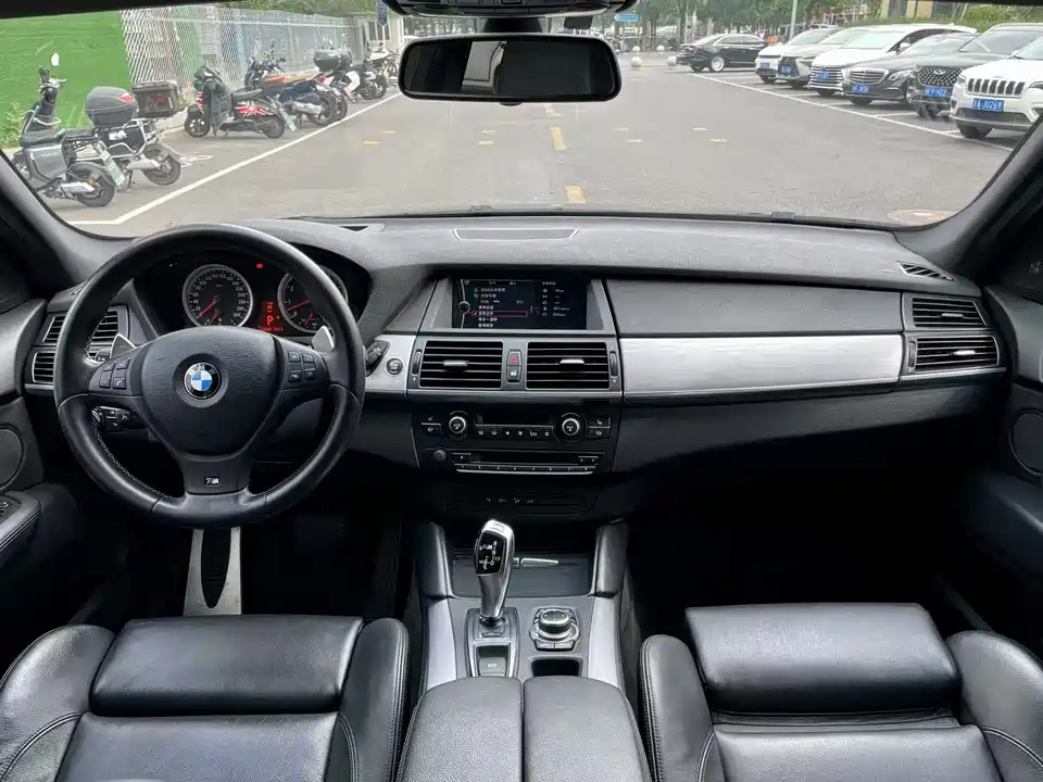 BMW X5 M