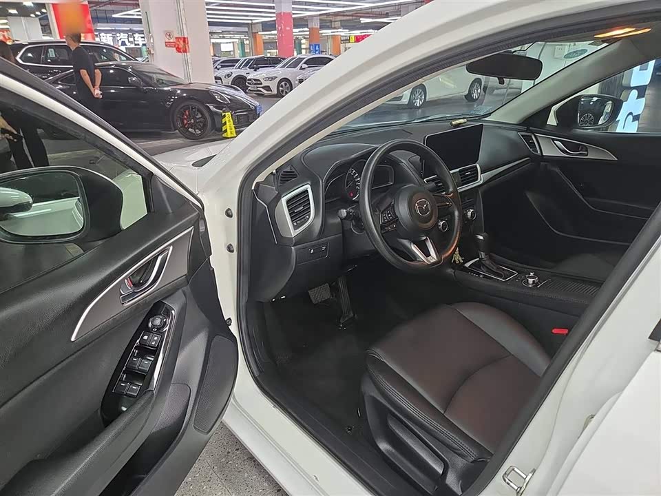 Mazda 3 Angkesaila Mazda 3 Angkesaila