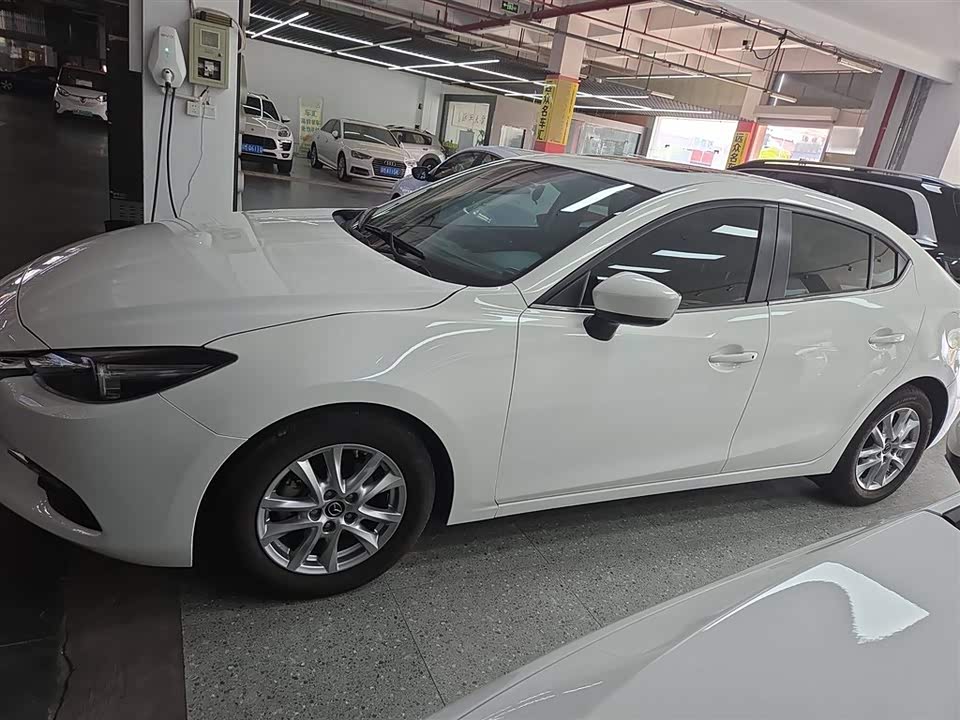Mazda 3 Angkesaila Mazda 3 Angkesaila