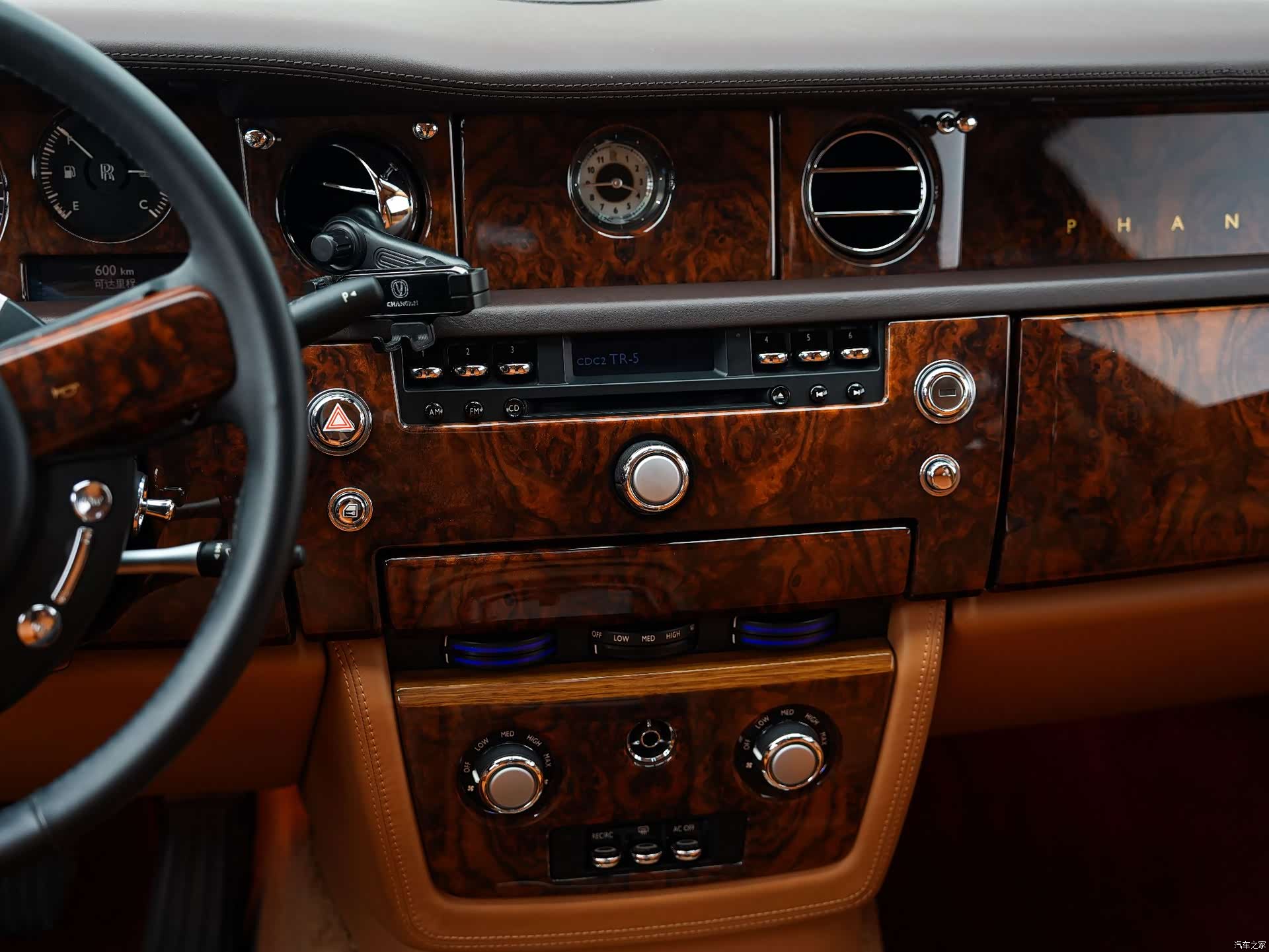 Rolls-Royce Phantom, 2010 8