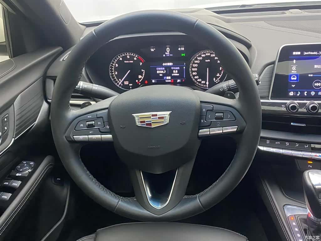Cadillac CT4, 2022 14