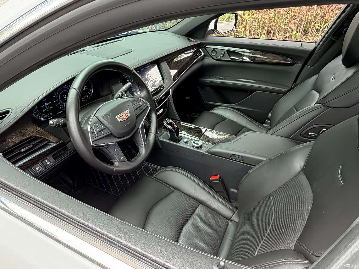 Cadillac CT6, 2022 16
