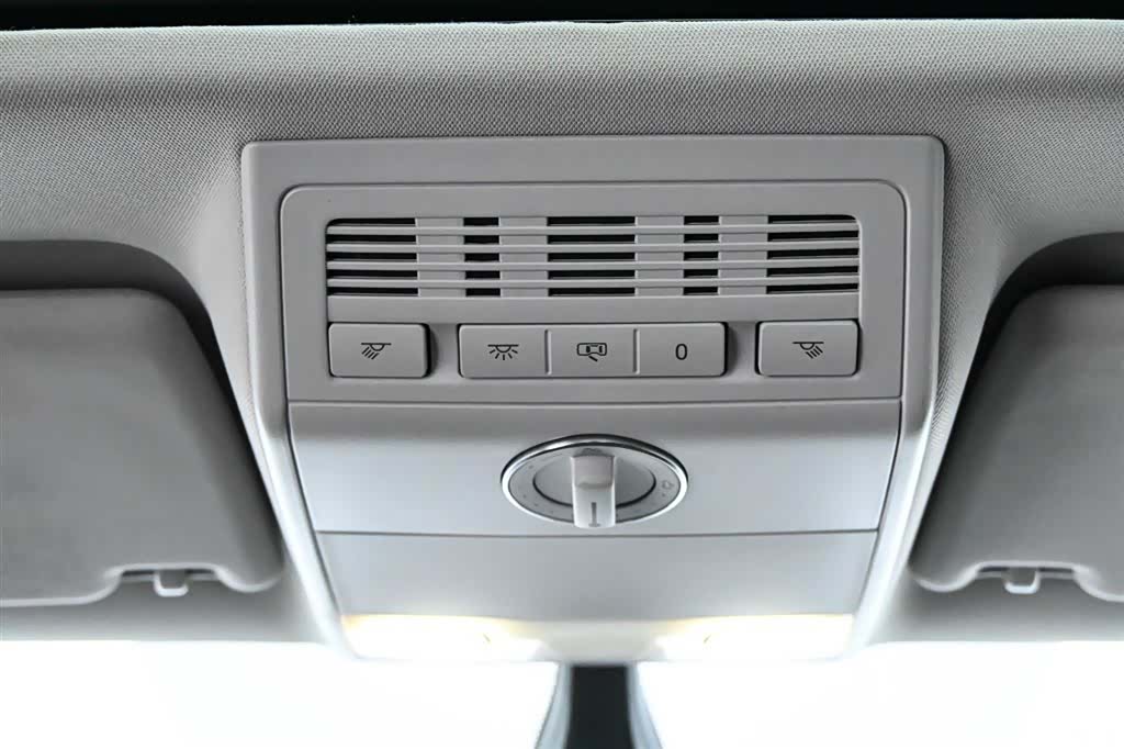 Volkswagen 7, 2020 21
