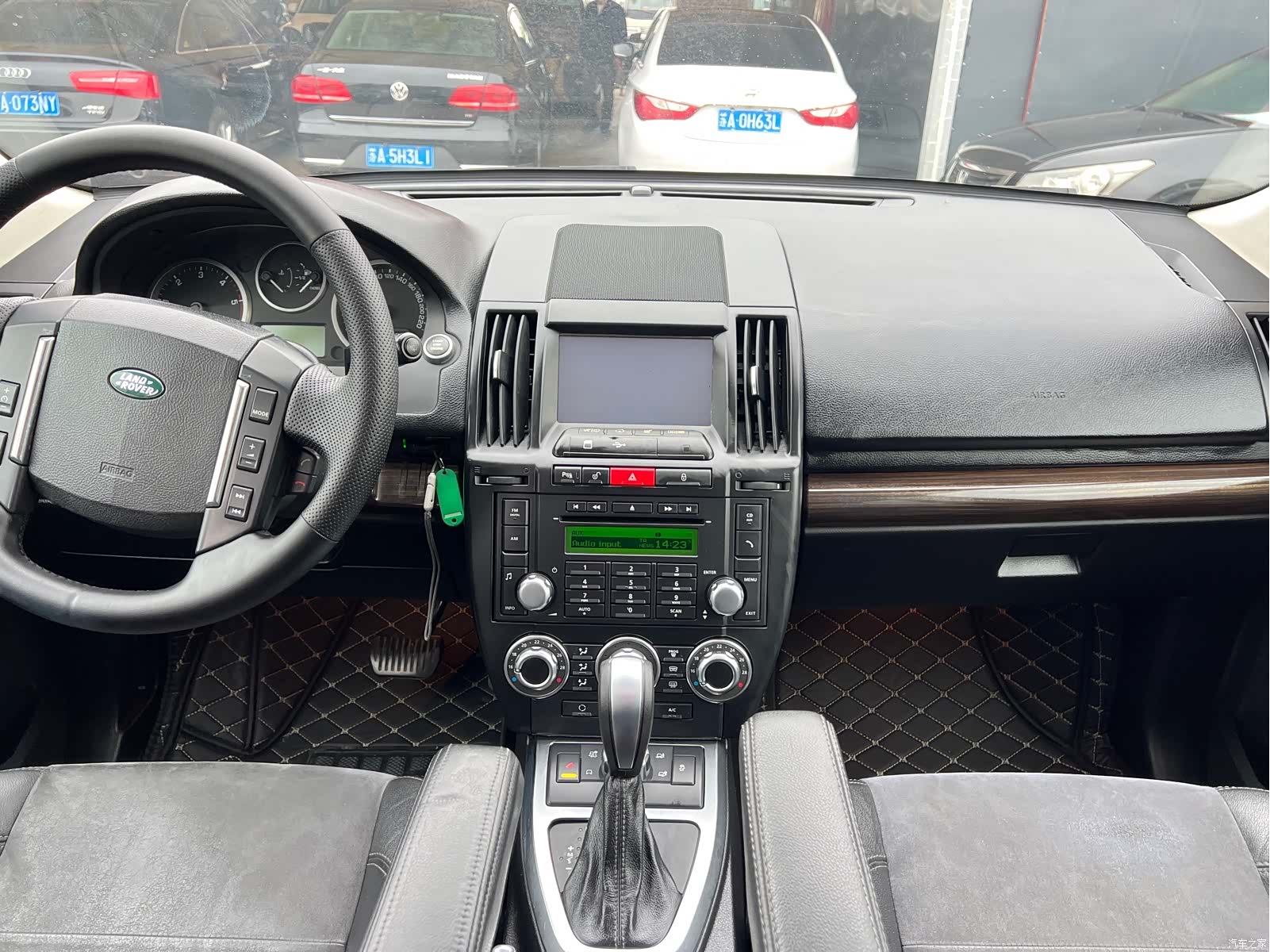 Land Rover SD4, 2011 16