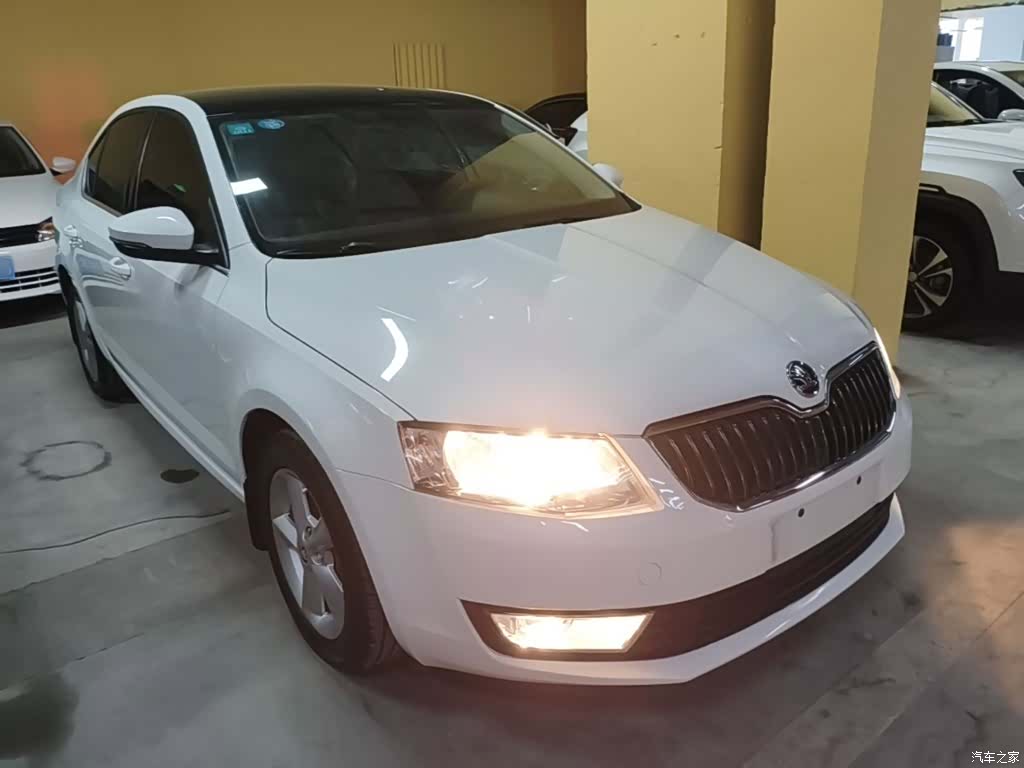 Skoda Octavia, 2015 4