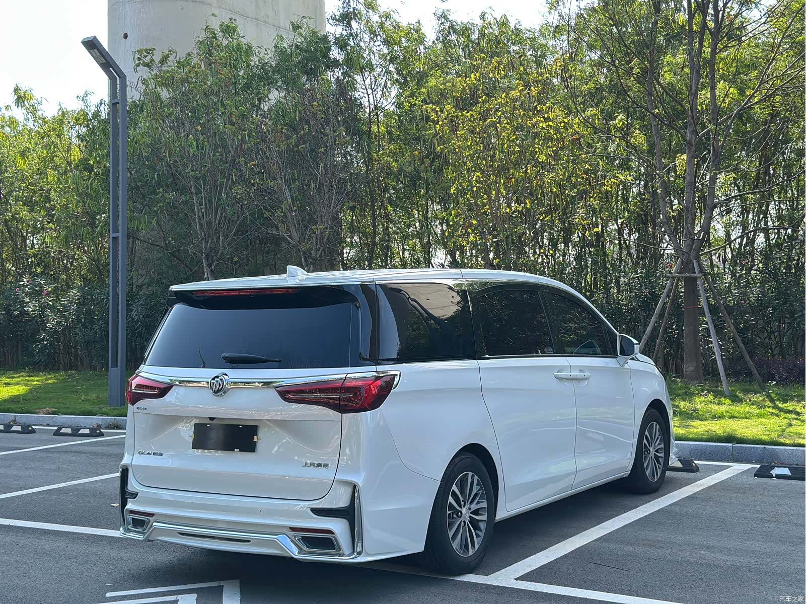 Buick GL8, 2022 13