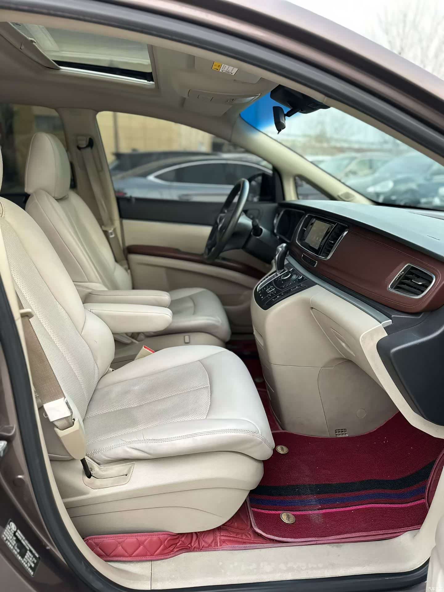 Buick GL8, 2016 8