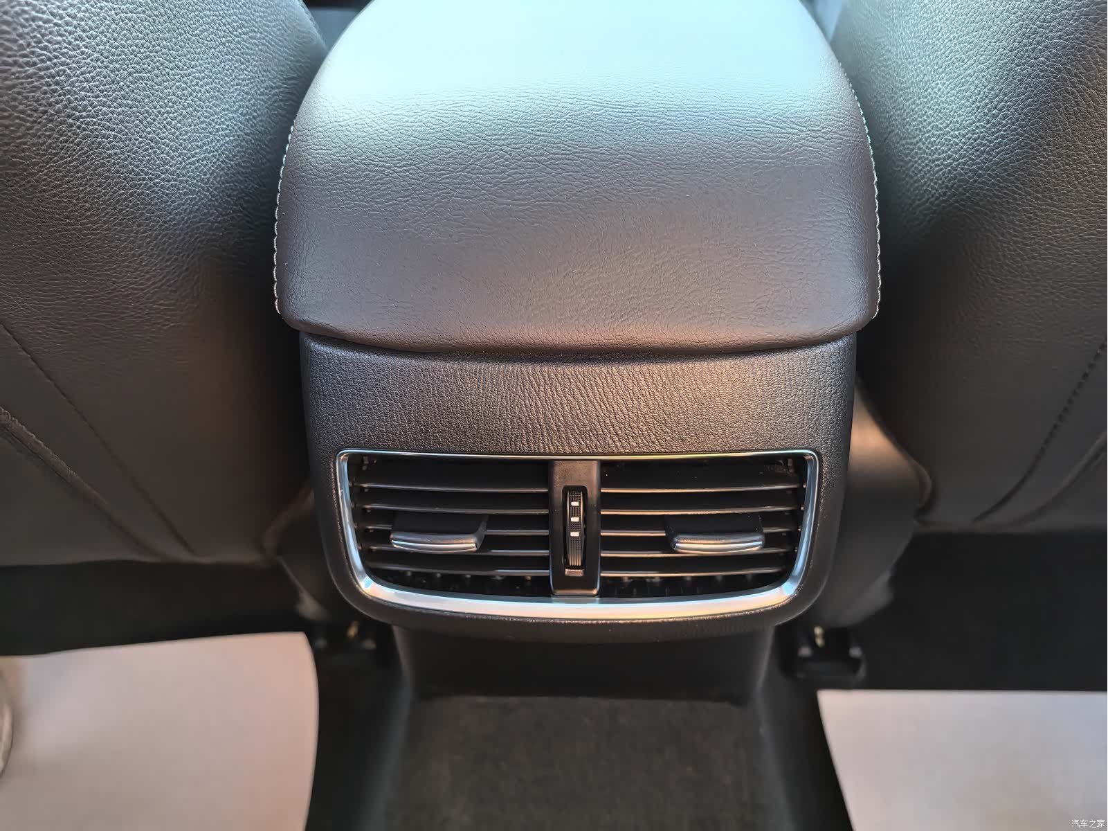 Mazda Atenza, 2019 13