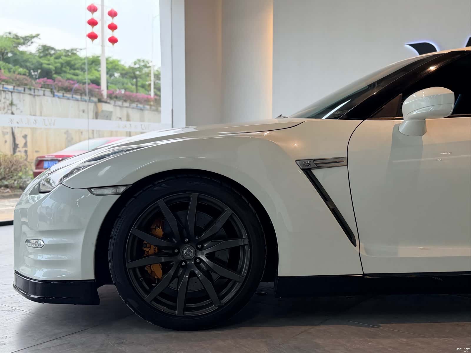 Nissan GT-R, 2009 8