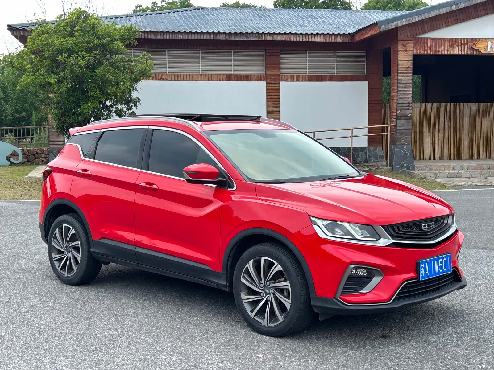 Geely Coolray, 2020 3