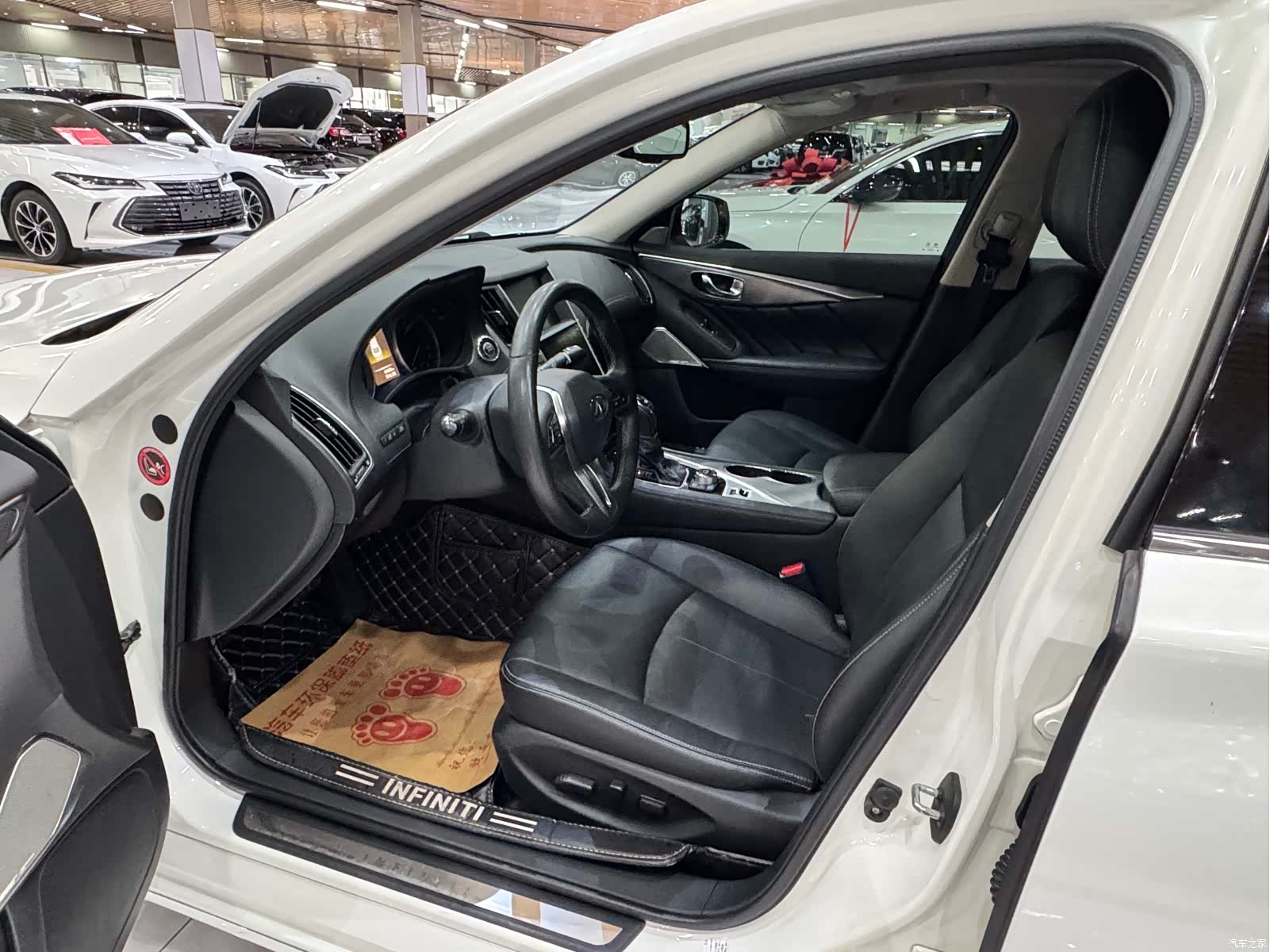 Infiniti Q50L, 2020 11
