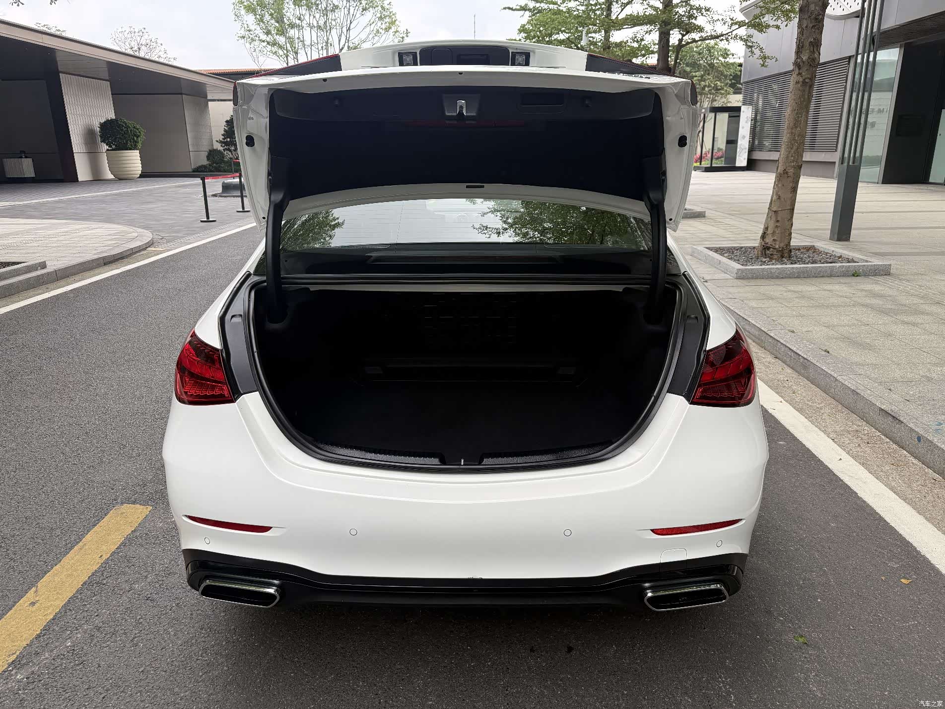 Mercedes-Benz C-Class, 2022 21