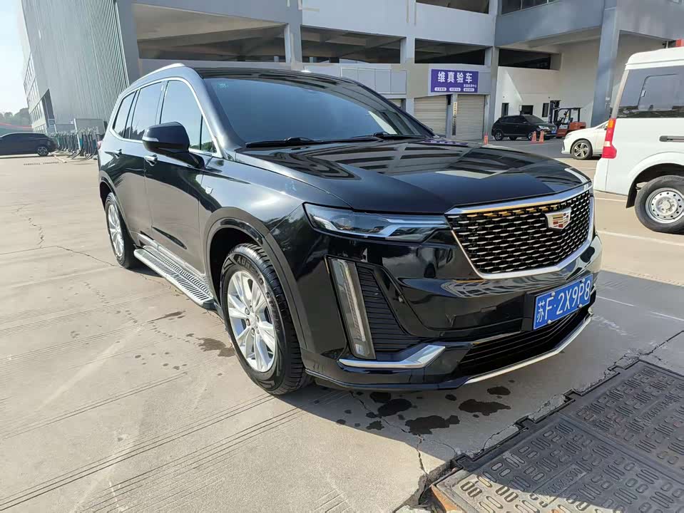 Cadillac XT6