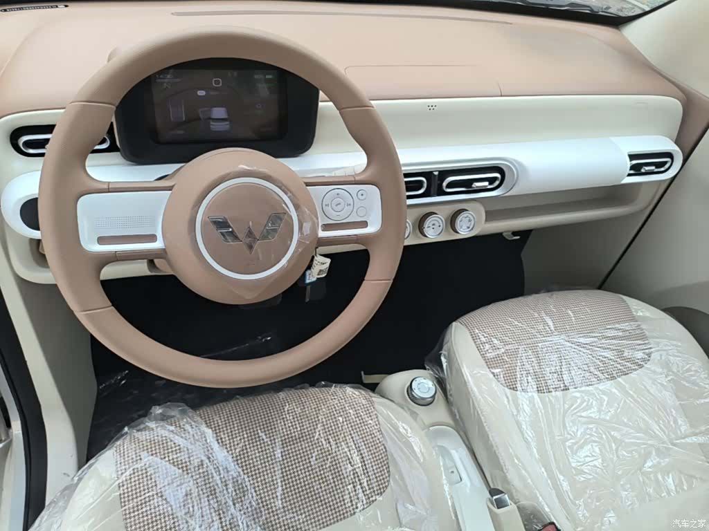 Wuling MINIEV, 2026 10
