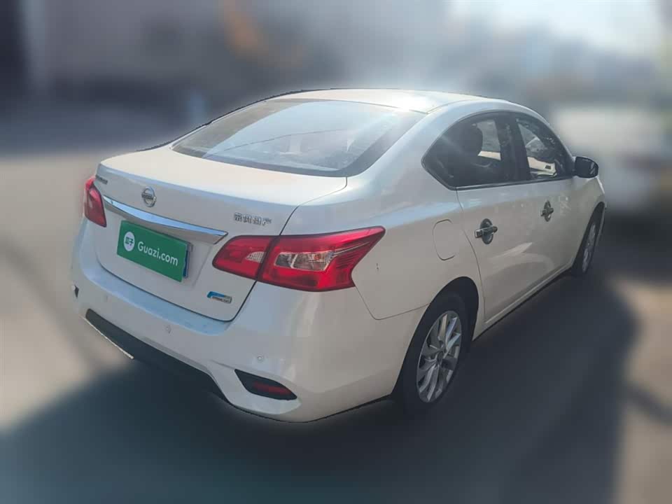 Nissan Xuan Yi