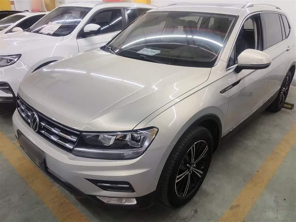 Volkswagen Tiguan L