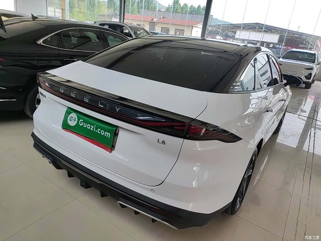 Geely Galaxy L6, 2024 7